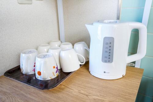 7th floor with elevator 3min walk from Koma Gome on the Yamanote Line 2 rooms and 1 living room, maximum 8 people, direct access to Shinjuku, Ueno, Akihabara, Ginza, Tokyo Ikebukuro, Shinjuku, Shibuya