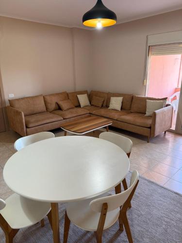 ALRO Apartment
