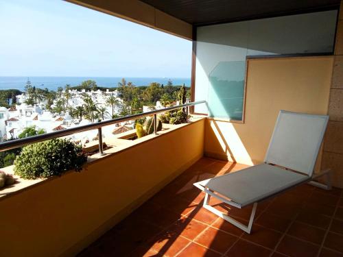 Encantador apartamento en Marbella, bonita terraza y vista al mar