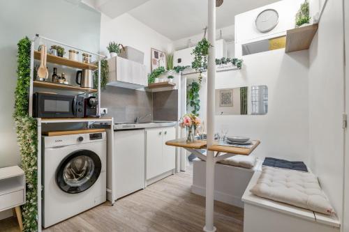 Nice Renting - GUILLAUMONT - Cozy Studio Beach Picasso Museum Local Market photo 5