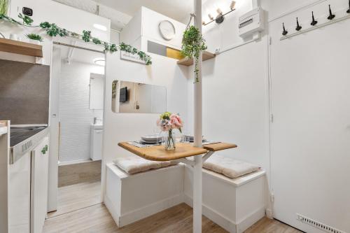 Nice Renting - GUILLAUMONT - Cozy Studio Beach Picasso Museum Local Market photo 13