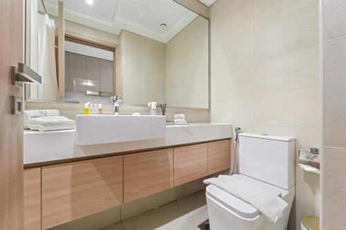 חדר רחצה ב-FIRST CLASS Studio Urban Elegance