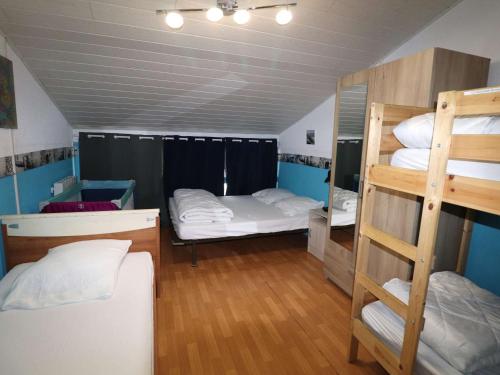 Duplex familial 6 pers avec clim et parking, proche plage