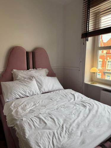 Postel nebo postele na pokoji v ubytování Apartments PSD - Anny Łajming 3D