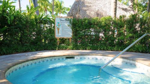 Bazén v ubytování Havana Cabana at Key West nebo v jeho okolí