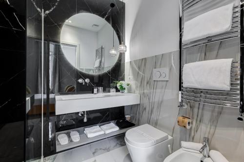 Dionigi 43 Private Suites by Premium Suites Collection photo 36