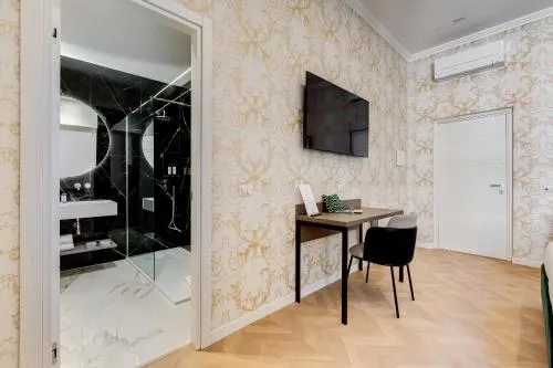 Dionigi 43 Private Suites by Premium Suites Collection photo 14