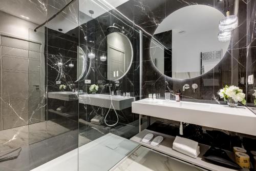 Dionigi 43 Private Suites by Premium Suites Collection photo 115