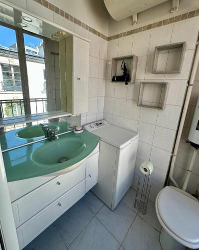 Photo de la galerie de l'établissement Appartement calme et lumineux, à Paris