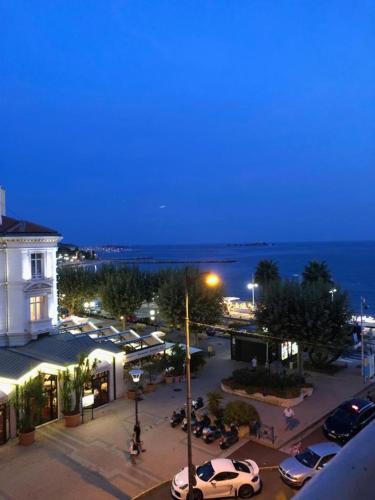 Photo de la galerie de l'établissement Studio - Le Grand Palace, Vue mer, à Saint-Raphaël