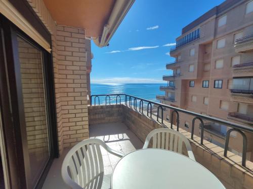 EDIFICIO SOLIMAR en playa Morro de Gos