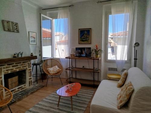 Appartement lumineux, cinq personnes, centre historique de la Ciotat