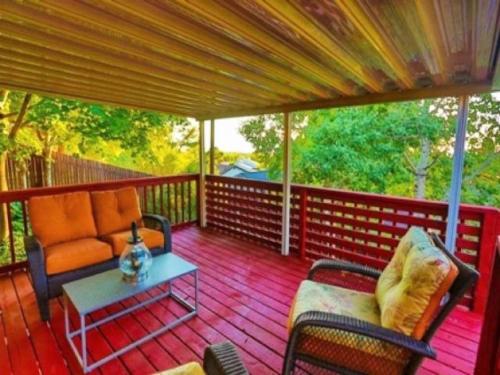 Μπαλκόνι ή βεράντα στο 7-Bedroom Home by the Mountains