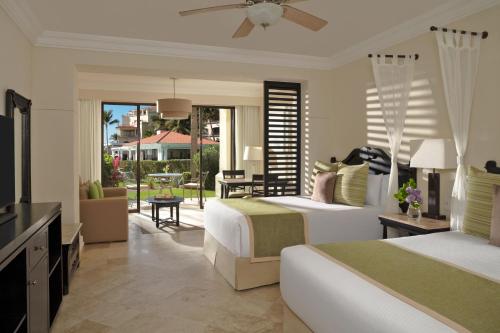 Gallery image of Dreams Los Cabos Suites Golf Resort & Spa in Cabo San Lucas