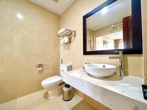 Un baño de Paragon Noi bai Hotel & Pool