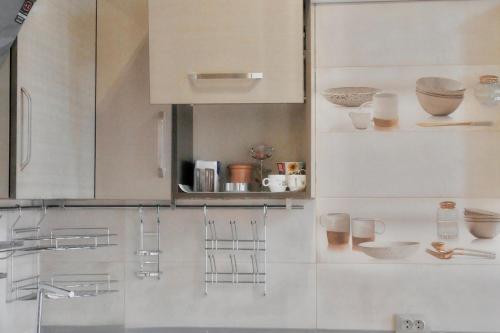 Nhà bếp/bếp nhỏ tại Central Old Batumi Cozy Apartment With Balcony