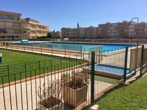 joli studio près de la mer