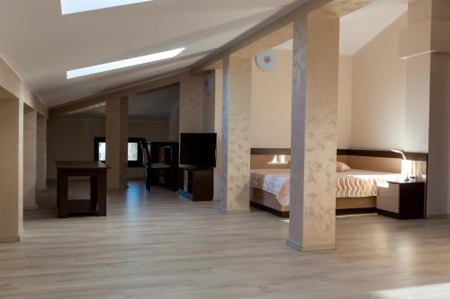 Кровать или кровати в номере Hotel Kristal