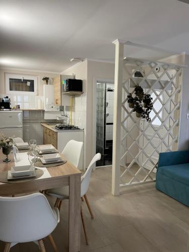 Kuchyň nebo kuchyňský kout v ubytování Thermal Garden Weninger Apartmanok