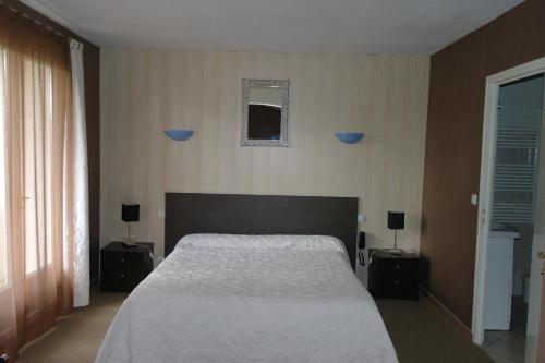 Φωτογραφία από το άλμπουμ του Hostellerie Saint Clément σε Vic-sur-Cere