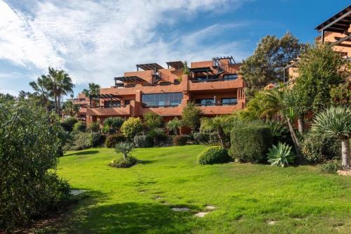 Paraíso Galera - Apartamento con piscina