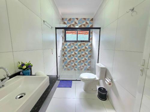 Koupelna v ubytování Casa 3 Quartos 2 Banheiros prox Cataratas e Centro