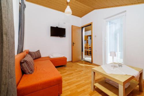 Apartments Nana