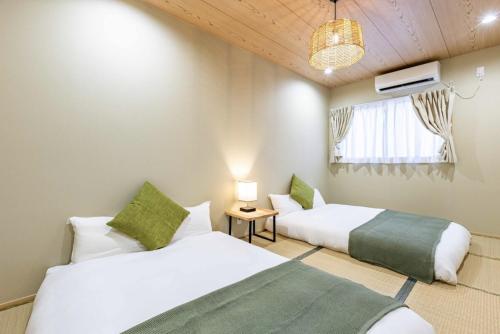 Family Stay House Max for 8 ppl Etoupe