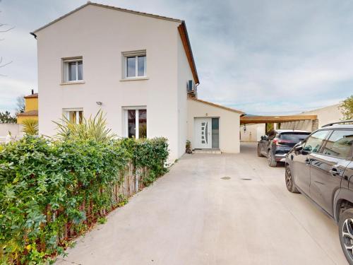 Photo de la galerie de l'établissement Grande villa 5 chambres avec jardin à Vic-la-Gardiole - FR-1-785-18, à Vic-la-Gardiole