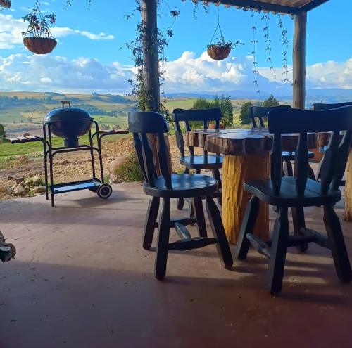 Loodusmaastik villa lähedal