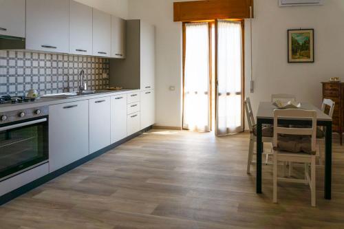 Una cocina o zona de cocina en Le Dimore di Penny