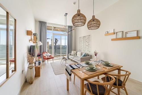 FIRST CLASS 1BR Elegant Marina Hideaway