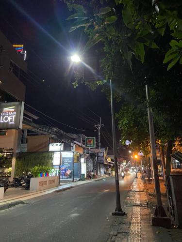El barrio de los alrededores o un barrio cerca de este hostal o pensión