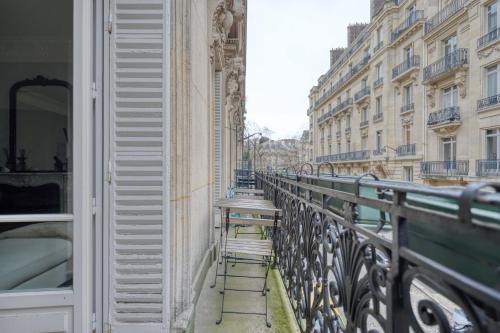 AV Experiences - Appartement Bugeaud Luxury