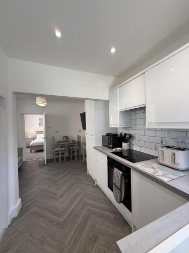 Gallery image of The Willows-Parking & Central in Worthing