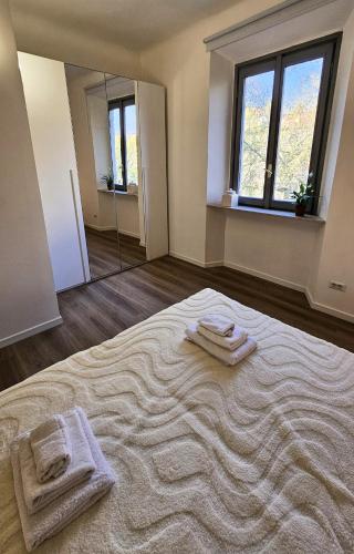 Elegant Two-Bedroom Apartment in the Heart of Porta Romana, 2 Minutes from the Metro, with Easy Access to QC Terme and the Duomo