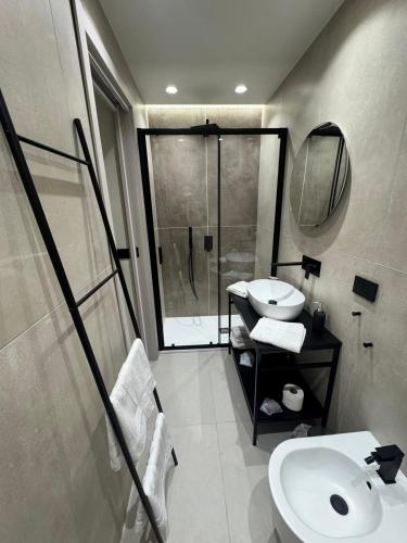 Cris Apartments