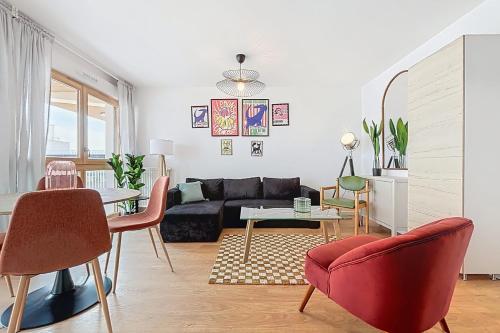 Photo de la galerie de l'établissement Modern & spacious apartment with rooftop, à Montreuil