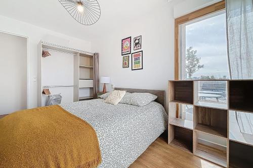 Photo de la galerie de l'établissement Modern & spacious apartment with rooftop, à Montreuil