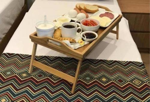 Jídlo v hotelu nebo okolí