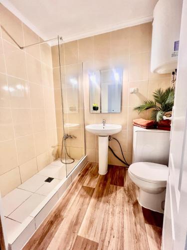 Siam Park 2 bedroom apartment - adult complex