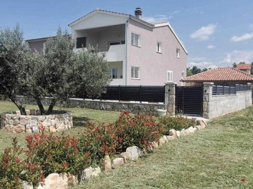 Villa Silence with pool Near Krka National Park