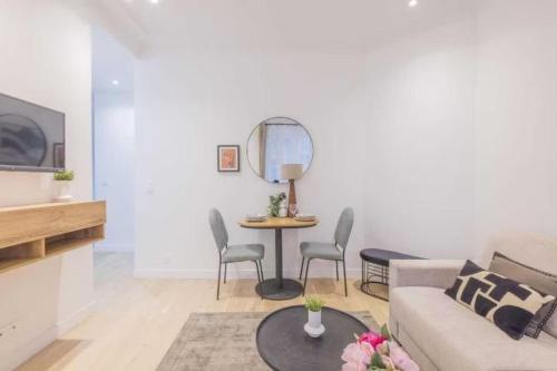 Photo de la galerie de l'établissement Elegant flat - Paris 17 - Brochant, à Paris