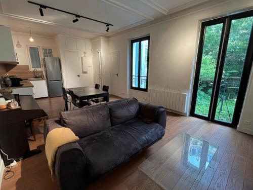 GoodGuest-Cozy and Quiet Batignolles Bail Mobilité