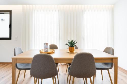 GuestReady – The Mythic Apartments