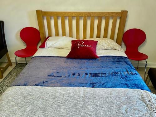 West London Lux 2 Bedroom Apartment - Free parking - Lake & Park view - Wembley Stadium 5KM photo 10