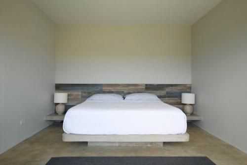 Cama o camas de una habitación en Club Vieques - Adults Only Resort - LGBT Friendly