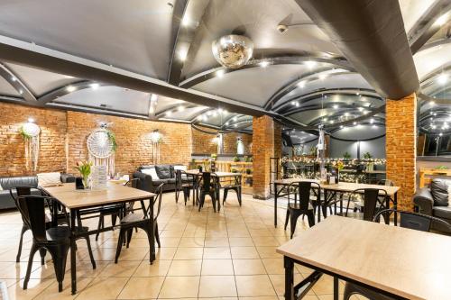 Restaurace v ubytování Elemels Planet