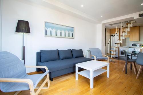 Apartamentos Adelfas