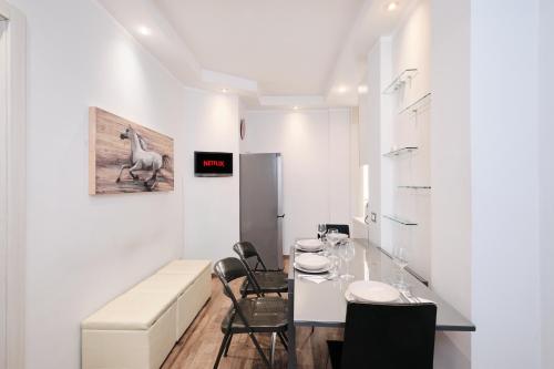 A few minutes from the Colosseum - Free Wi-Fi & Netflix